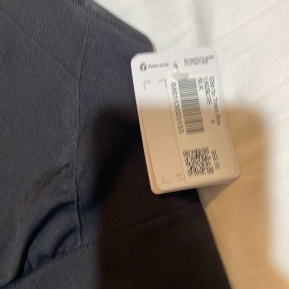NWT Lululemon Black Ebb to Train Bra in size 6 - Picture 5 of 8